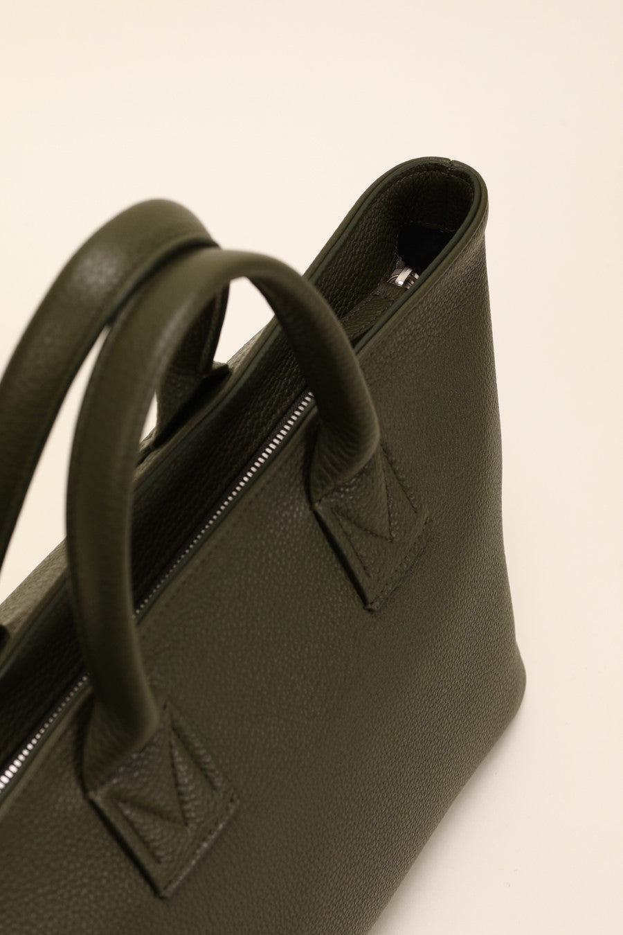 Victoria Medium Olive