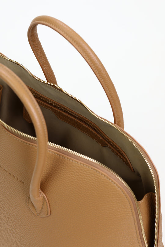 Carrera Medium Caramel