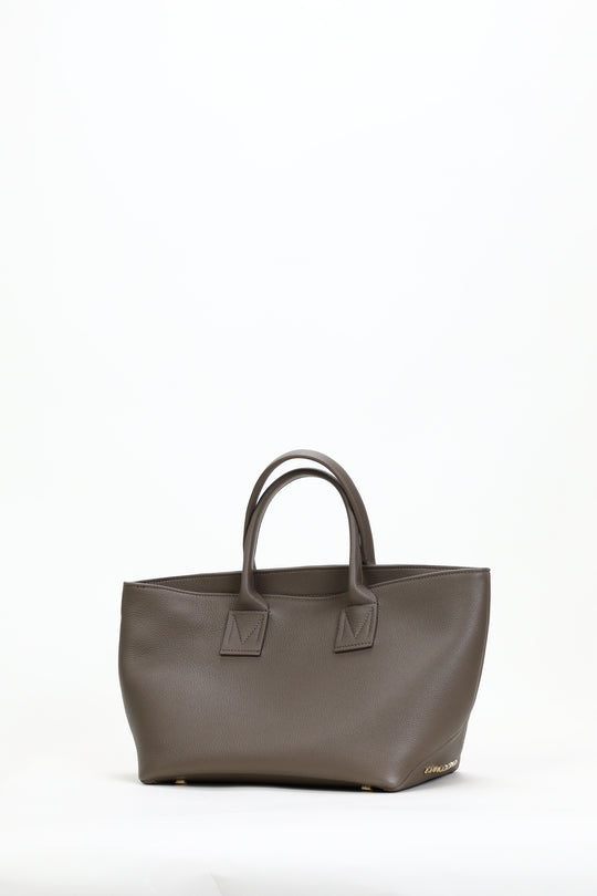 Victoria Medium Warm Grey